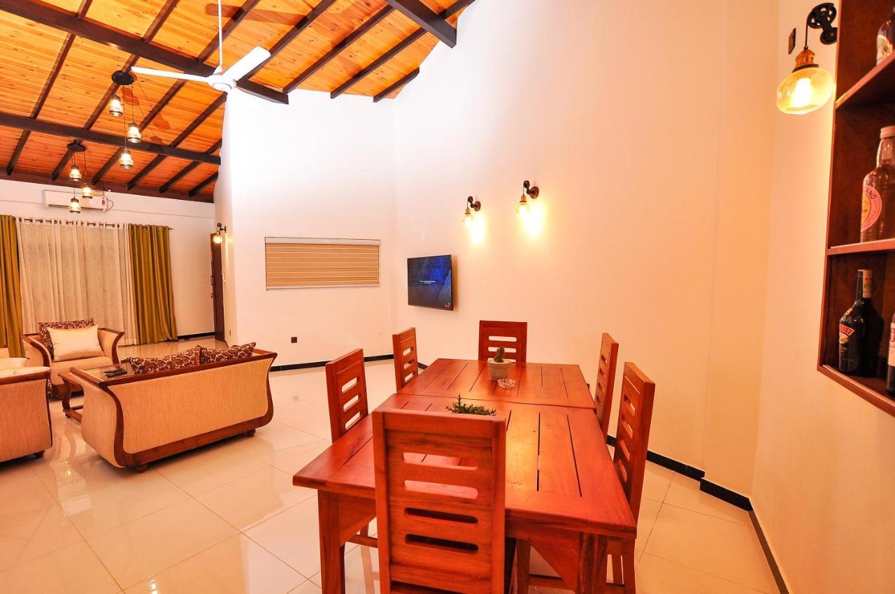 Sachinro Hotel Mirissa Exterior photo